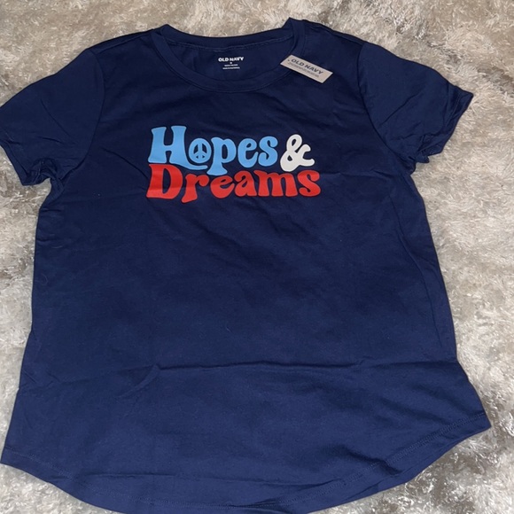 SET OF 4 BRAND NEW OLD NAVY GRAPHIC TEES - Picture 2 of 6